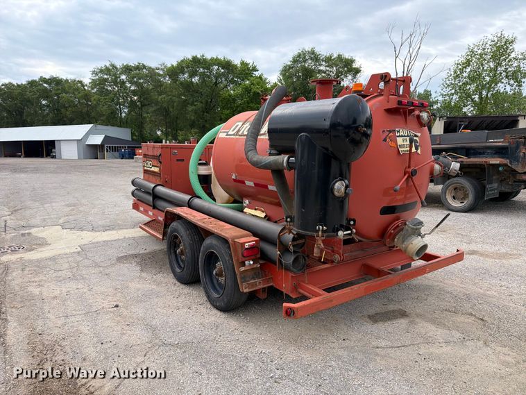 image for item FB8183 2009 Ditch Witch FX30 vacuum excavator