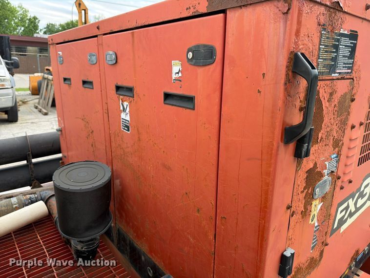 image for item FB8183 2009 Ditch Witch FX30 vacuum excavator