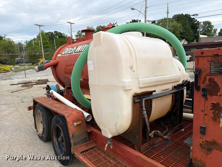 image for item FB8183 2009 Ditch Witch FX30 vacuum excavator