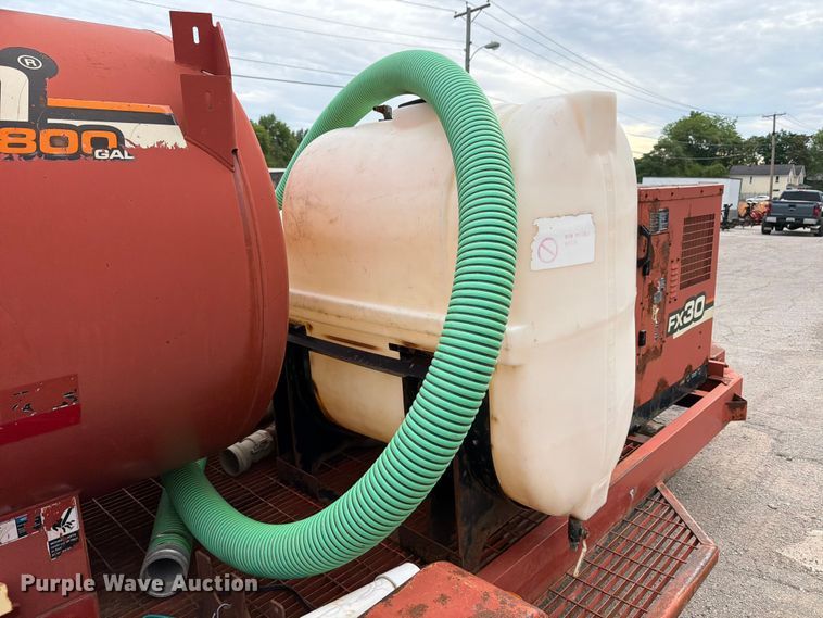 image for item FB8183 2009 Ditch Witch FX30 vacuum excavator
