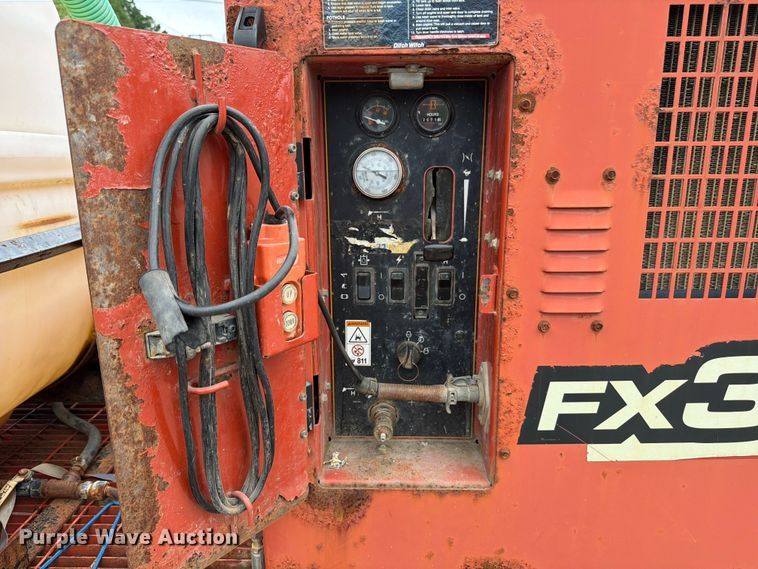 image for item FB8183 2009 Ditch Witch FX30 vacuum excavator