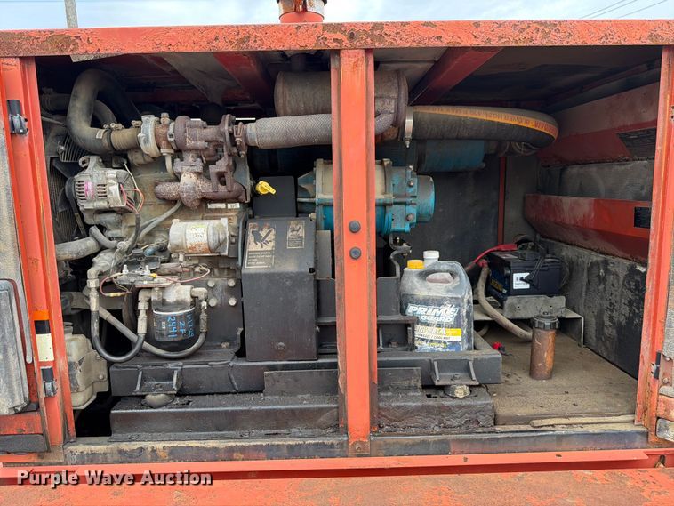 image for item FB8183 2009 Ditch Witch FX30 vacuum excavator