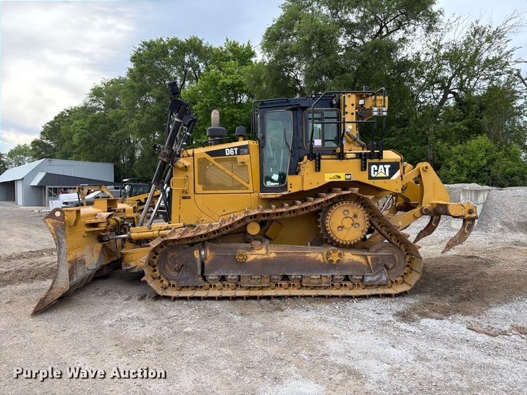 image for item FB8184 2015 Caterpillar D6T XW dozer