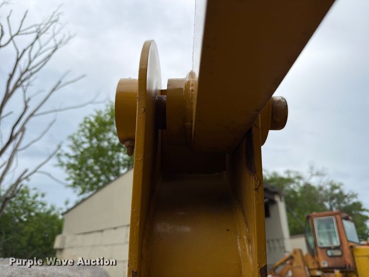 image for item FB8184 2015 Caterpillar D6T XW dozer