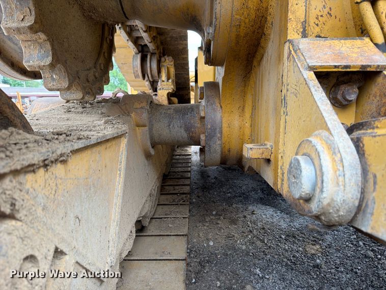image for item FB8184 2015 Caterpillar D6T XW dozer