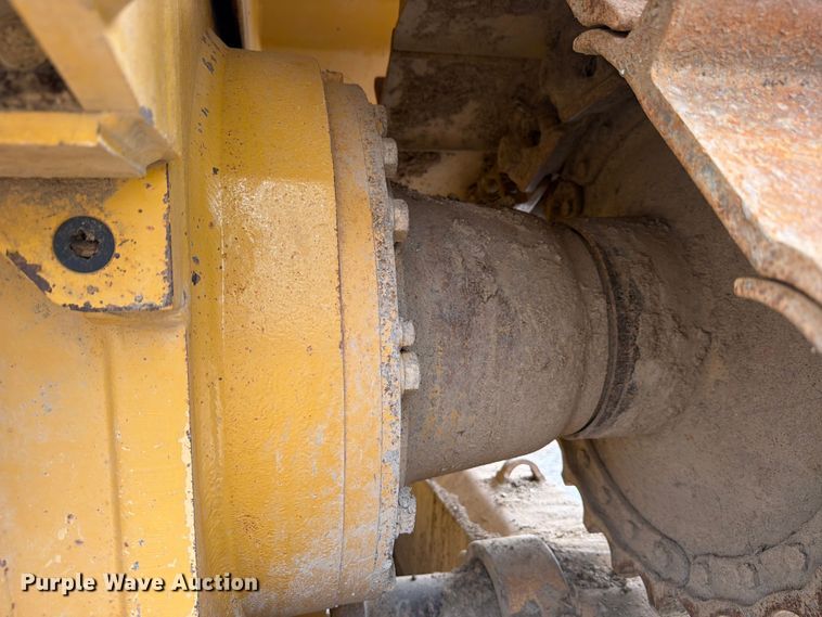 image for item FB8184 2015 Caterpillar D6T XW dozer