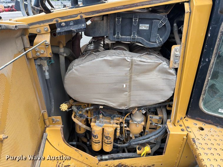 image for item FB8184 2015 Caterpillar D6T XW dozer