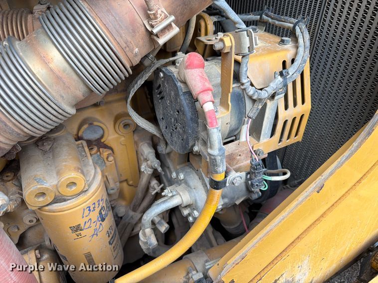 image for item FB8184 2015 Caterpillar D6T XW dozer