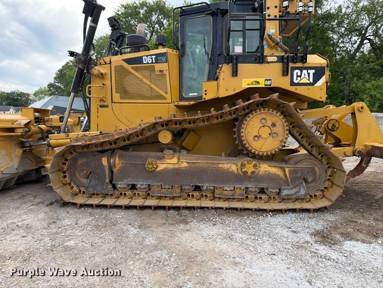image for item FB8184 2015 Caterpillar D6T XW dozer