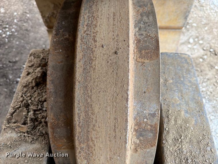 image for item FB8184 2015 Caterpillar D6T XW dozer