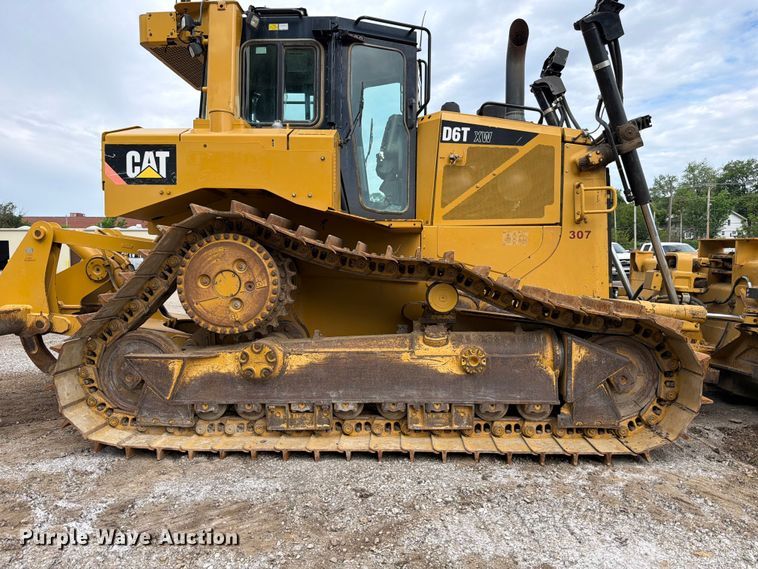 image for item FB8184 2015 Caterpillar D6T XW dozer