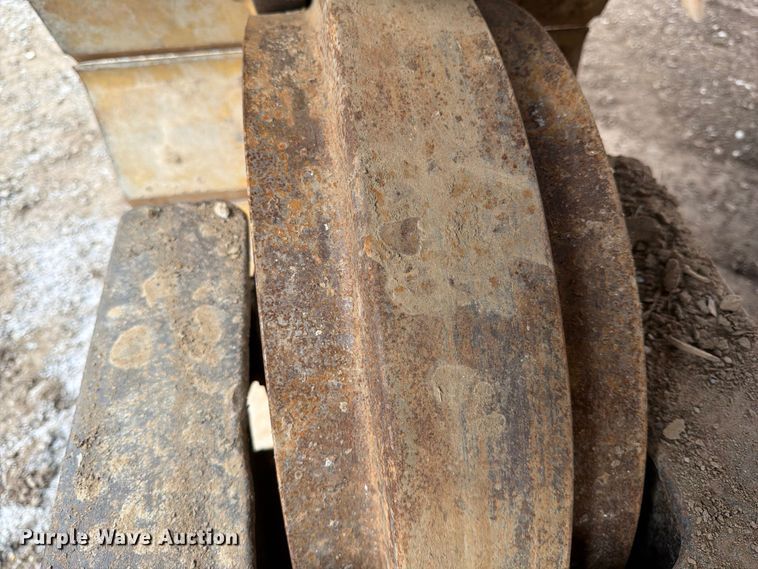 image for item FB8184 2015 Caterpillar D6T XW dozer