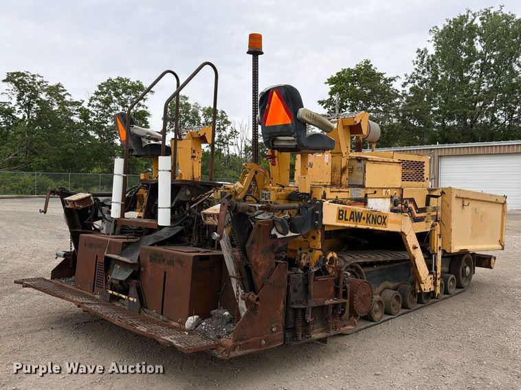 image for item FB8186 1997 Blaw-Knox PF-5510 paver