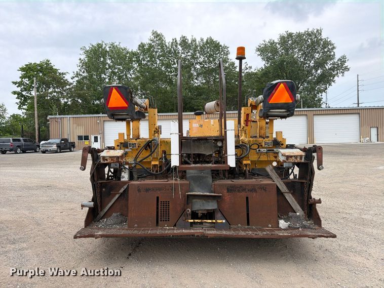 image for item FB8186 1997 Blaw-Knox PF-5510 paver
