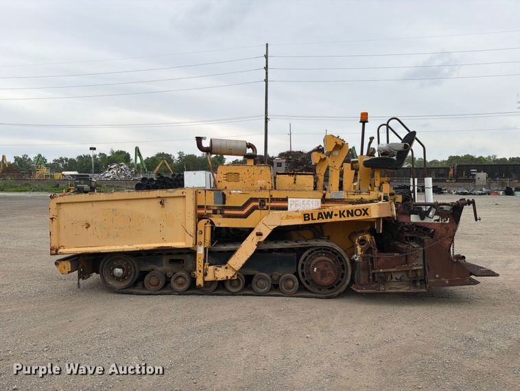 image for item FB8186 1997 Blaw-Knox PF-5510 paver