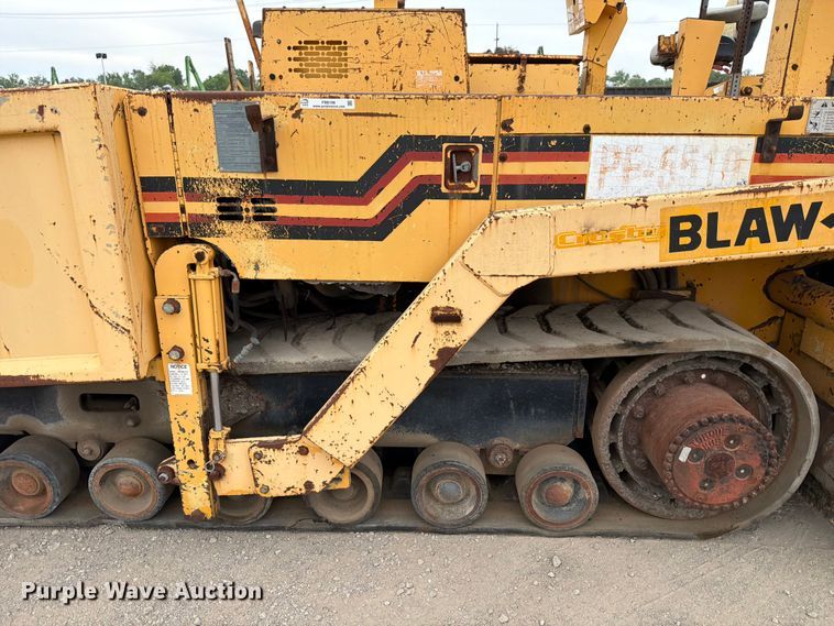 image for item FB8186 1997 Blaw-Knox PF-5510 paver