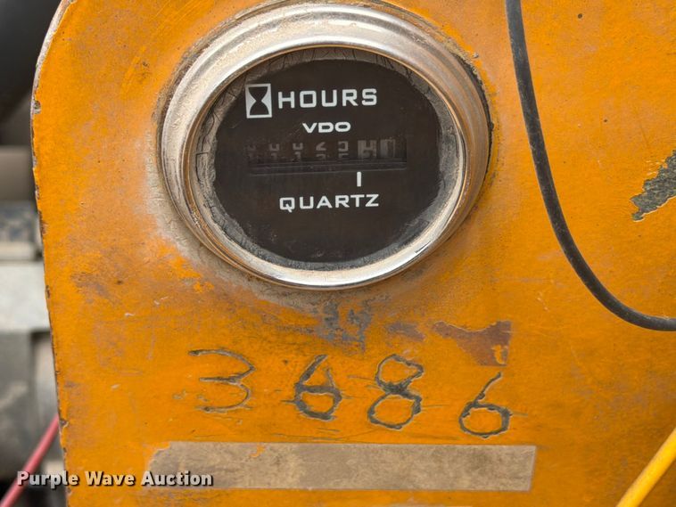 image for item FB8186 1997 Blaw-Knox PF-5510 paver