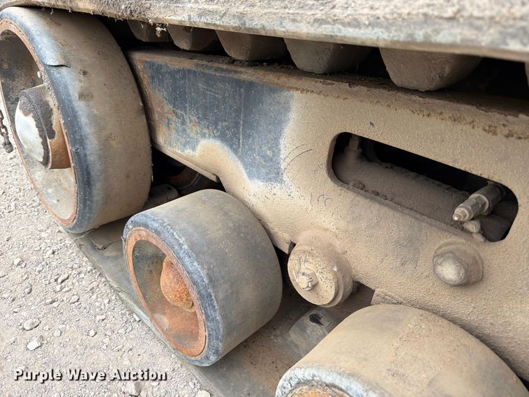 image for item FB8186 1997 Blaw-Knox PF-5510 paver