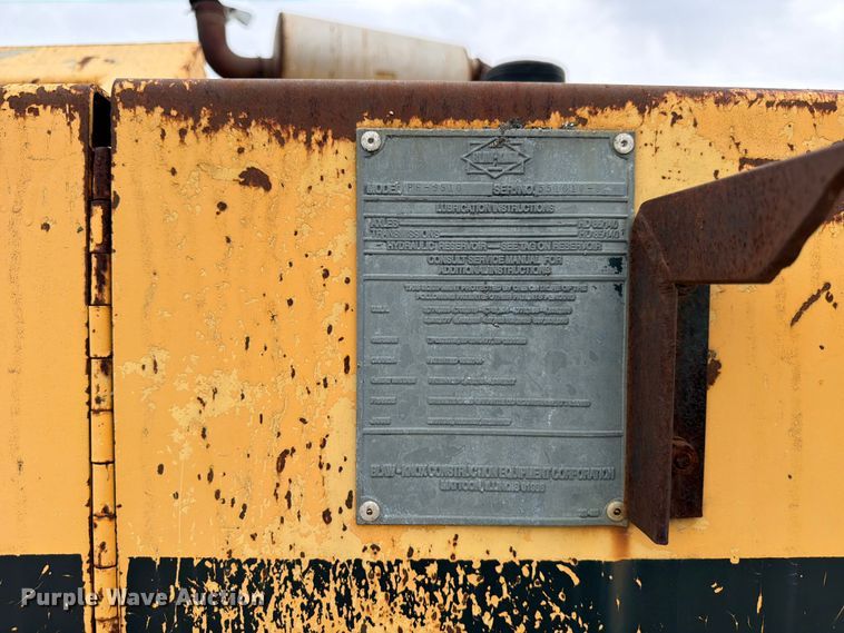 image for item FB8186 1997 Blaw-Knox PF-5510 paver