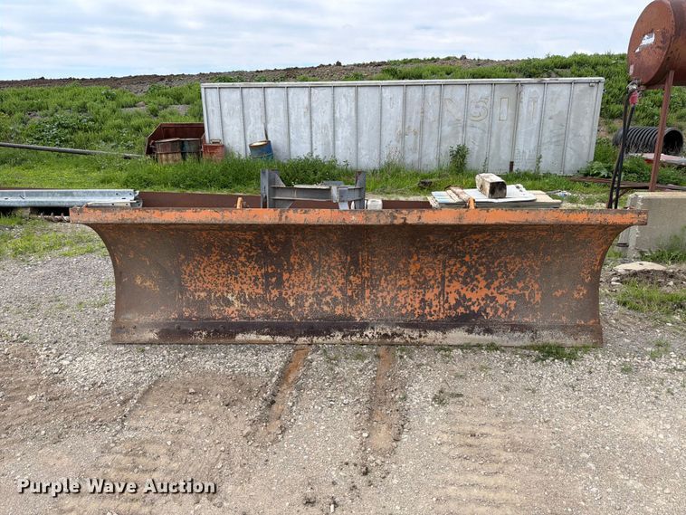image for item FB8190 Henderson snow plow