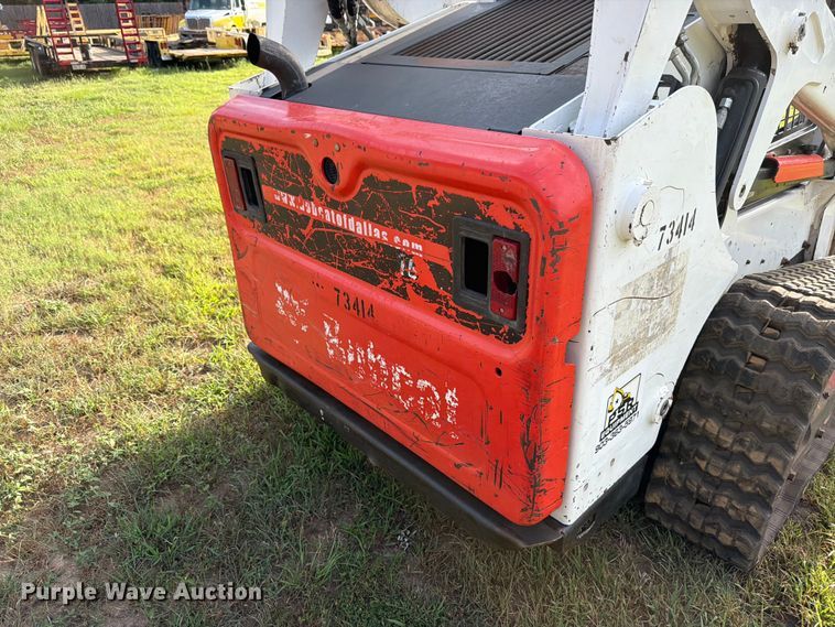 image for item FB8236 2019 Bobcat T650 tracked skid steer loader