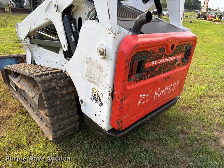 image for item FB8236 2019 Bobcat T650 tracked skid steer loader