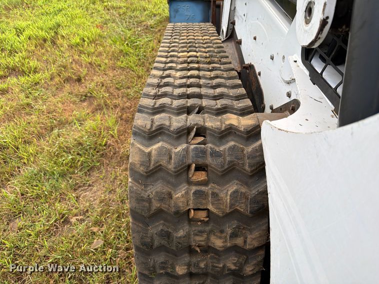 image for item FB8236 2019 Bobcat T650 tracked skid steer loader