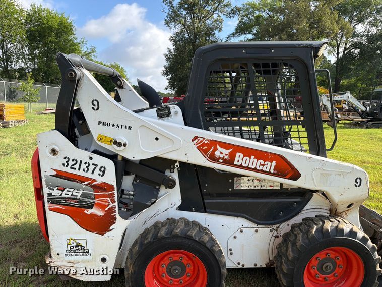 image for item FB8237 2021 Bobcat S64 skid steer loader