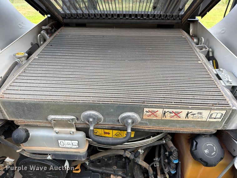image for item FB8237 2021 Bobcat S64 skid steer loader