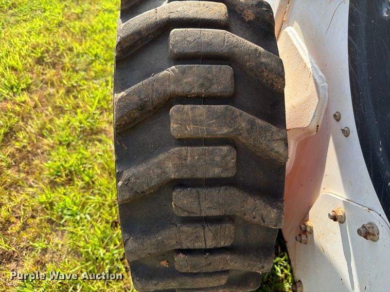 image for item FB8237 2021 Bobcat S64 skid steer loader