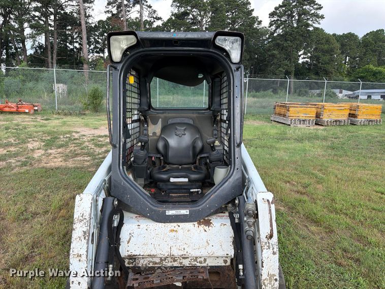 image for item FB8238 2019 Bobcat T450 tracked skid steer loader