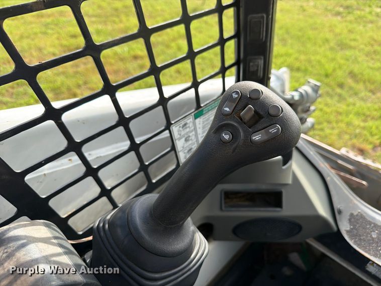 image for item FB8238 2019 Bobcat T450 tracked skid steer loader