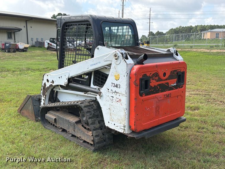 image for item FB8239 2019 Bobcat T450 tracked skid steer loader
