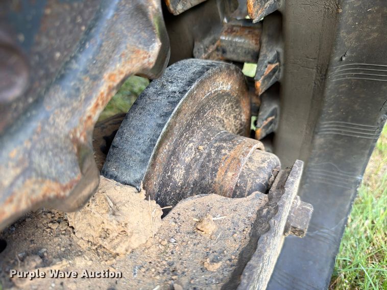 image for item FB8239 2019 Bobcat T450 tracked skid steer loader