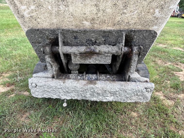 image for item FB8240 2019 Canycom SC75 concrete buggy