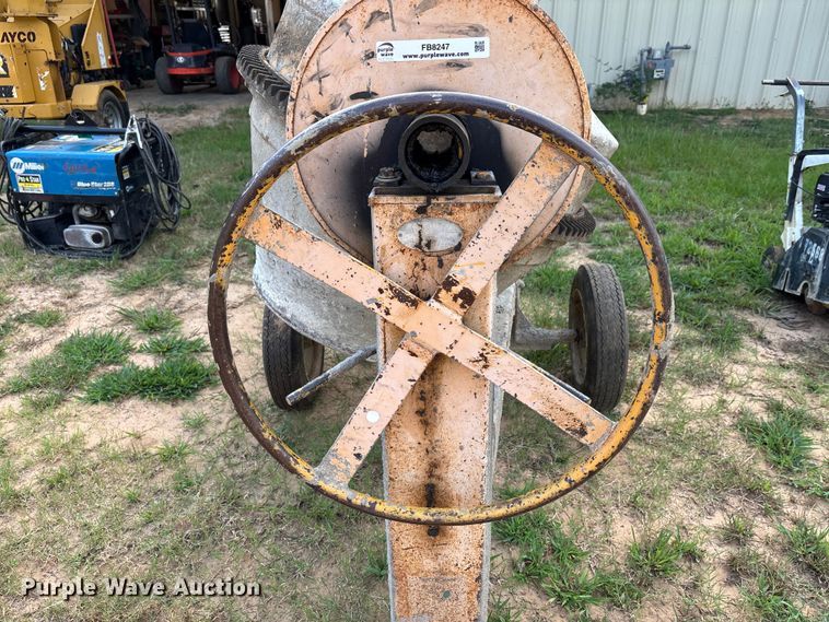 image for item FB8247 65CM concrete mixer