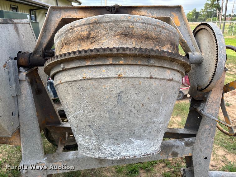 image for item FB8247 65CM concrete mixer