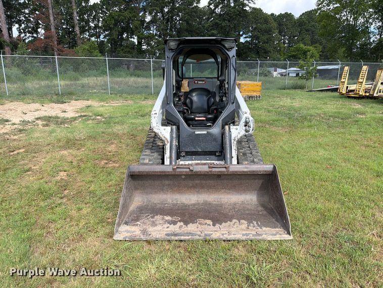 image for item FB8249 2022 Bobcat T66 tracked skid steer loader
