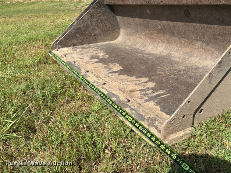 image for item FB8249 2022 Bobcat T66 tracked skid steer loader