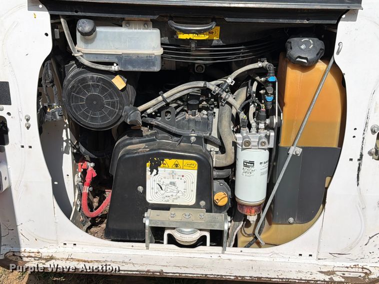image for item FB8249 2022 Bobcat T66 tracked skid steer loader