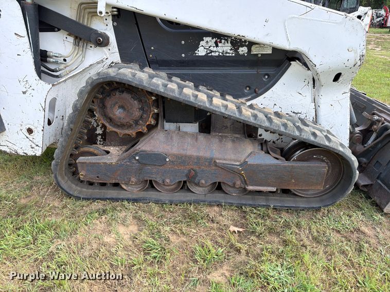 image for item FB8249 2022 Bobcat T66 tracked skid steer loader