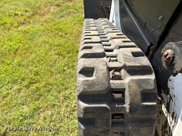 image for item FB8249 2022 Bobcat T66 tracked skid steer loader