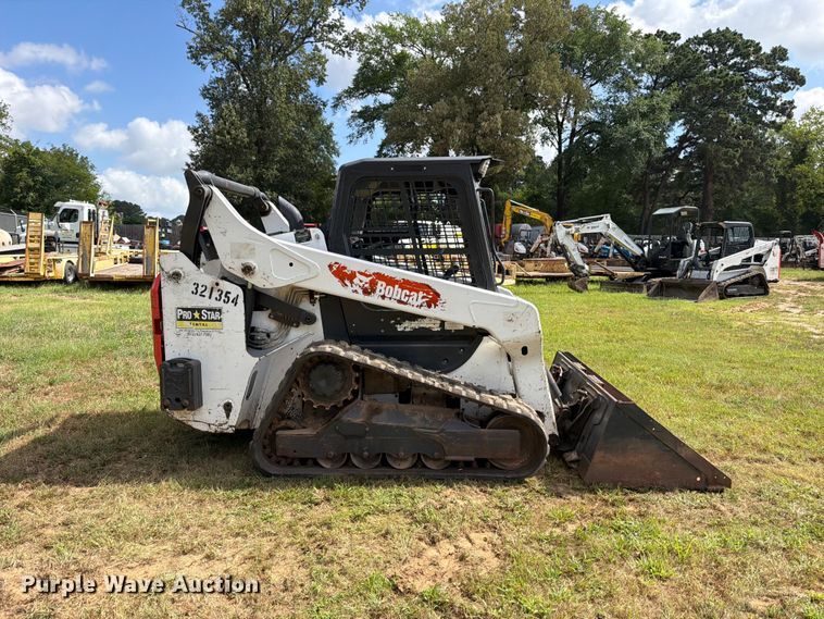 image for item FB8250 2021 Bobcat T66 tracked skid steer loader