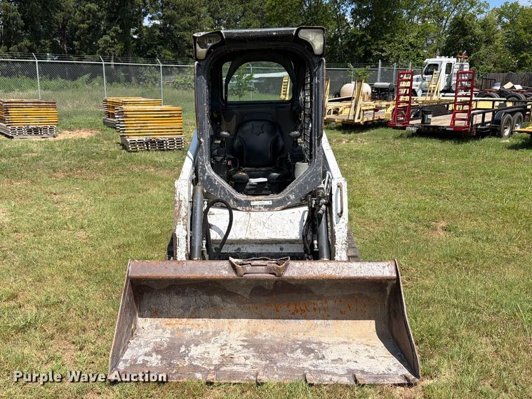 image for item FB8259 2019 Bobcat T450 tracked skid steer loader