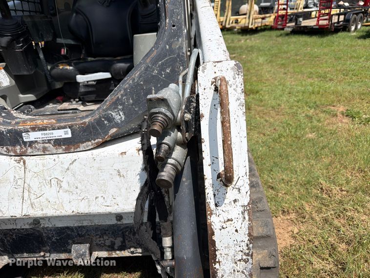 image for item FB8259 2019 Bobcat T450 tracked skid steer loader