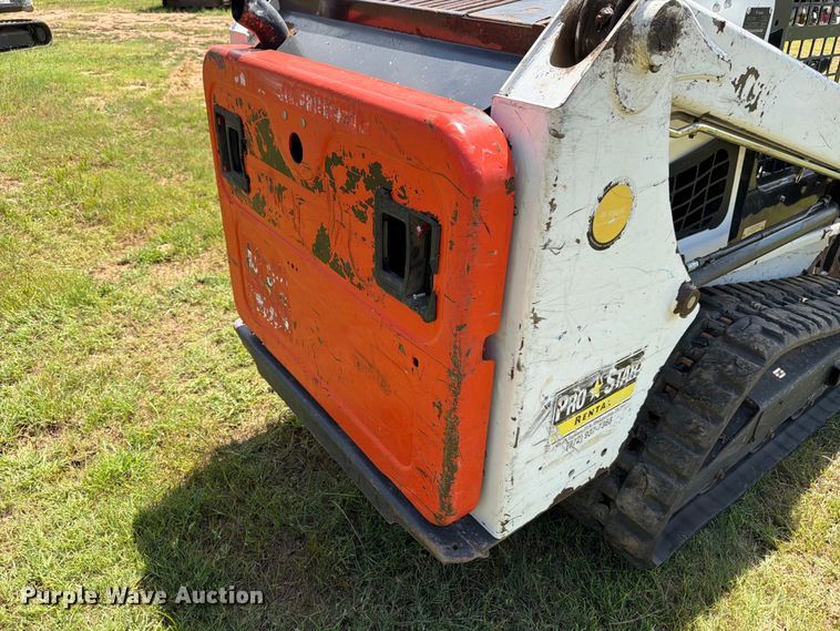 image for item FB8259 2019 Bobcat T450 tracked skid steer loader