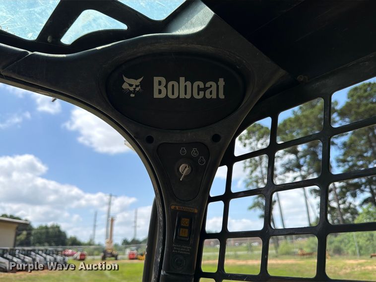 image for item FB8259 2019 Bobcat T450 tracked skid steer loader