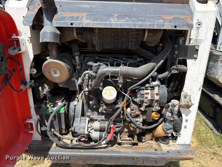 image for item FB8259 2019 Bobcat T450 tracked skid steer loader