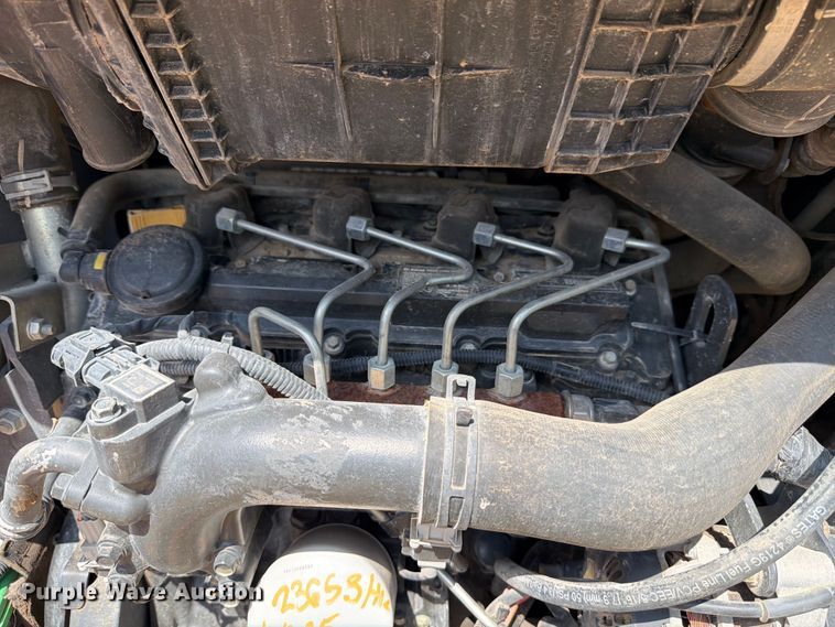 image for item FB8259 2019 Bobcat T450 tracked skid steer loader