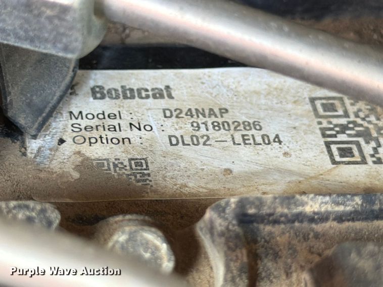 image for item FB8259 2019 Bobcat T450 tracked skid steer loader